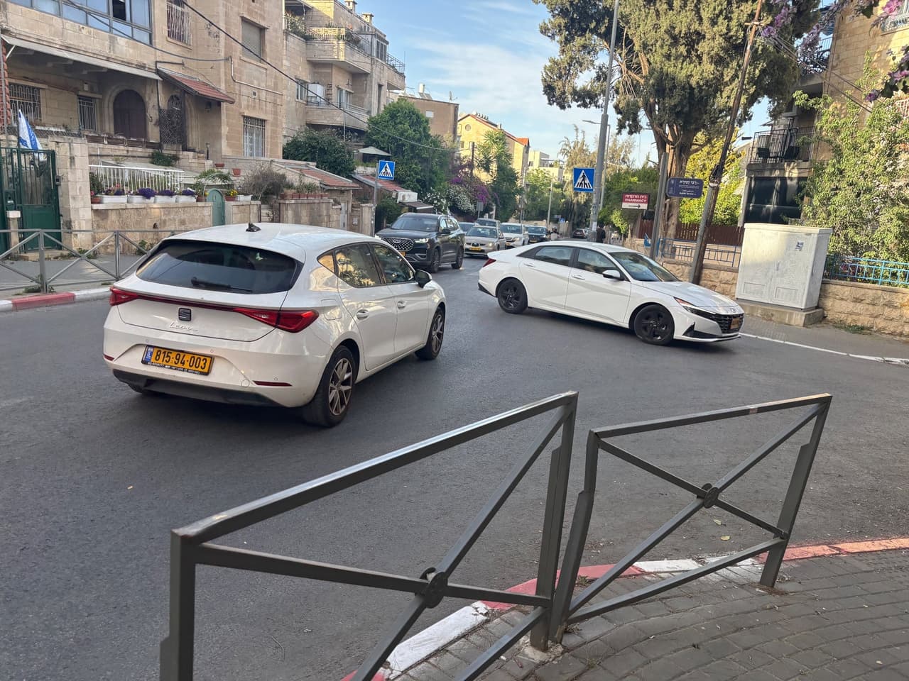 חזקיהו המלך 25