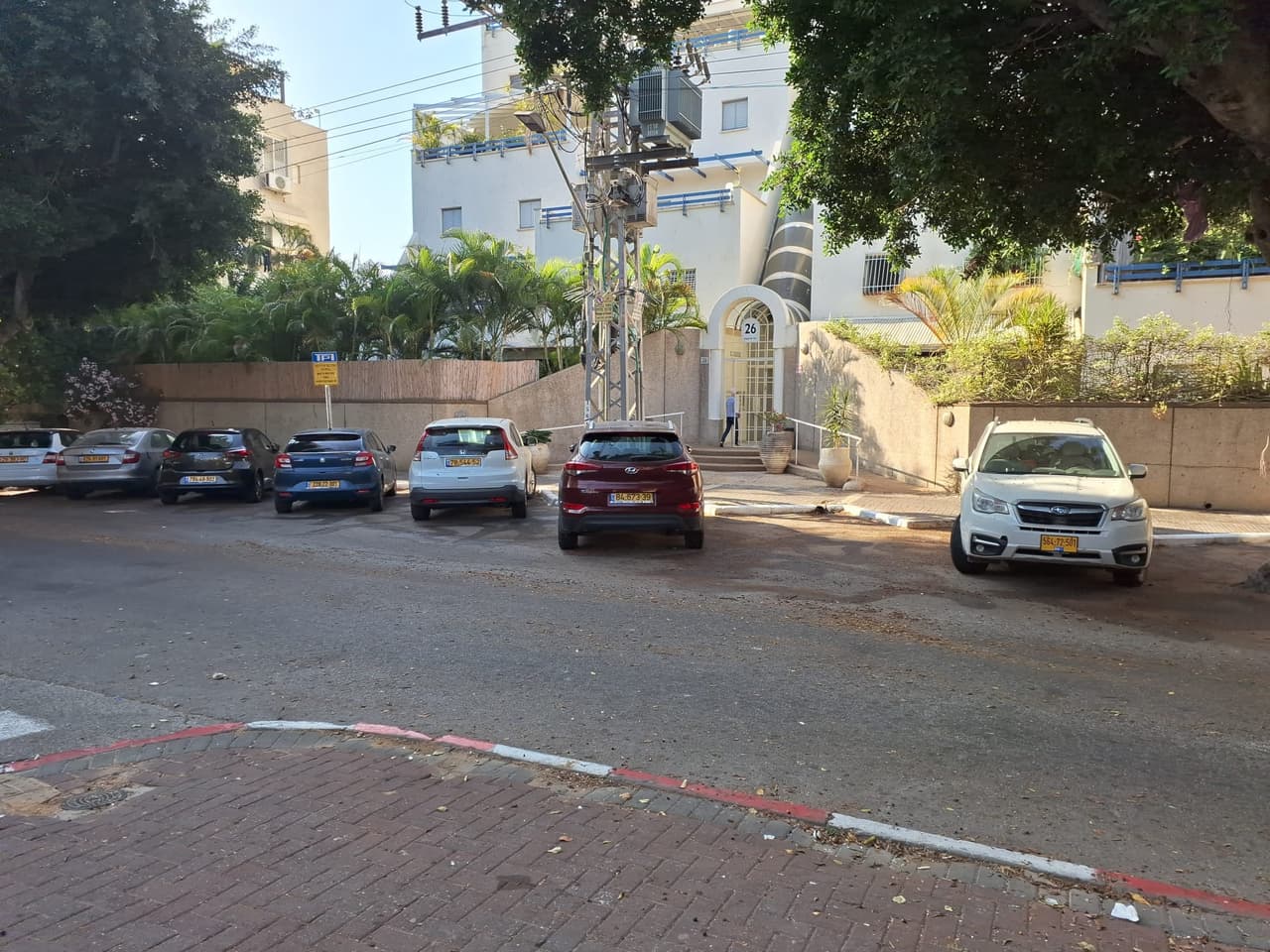 רחובות