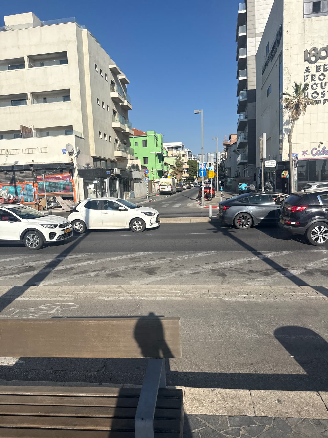 הטיילת ע״ש שלמה להט 8