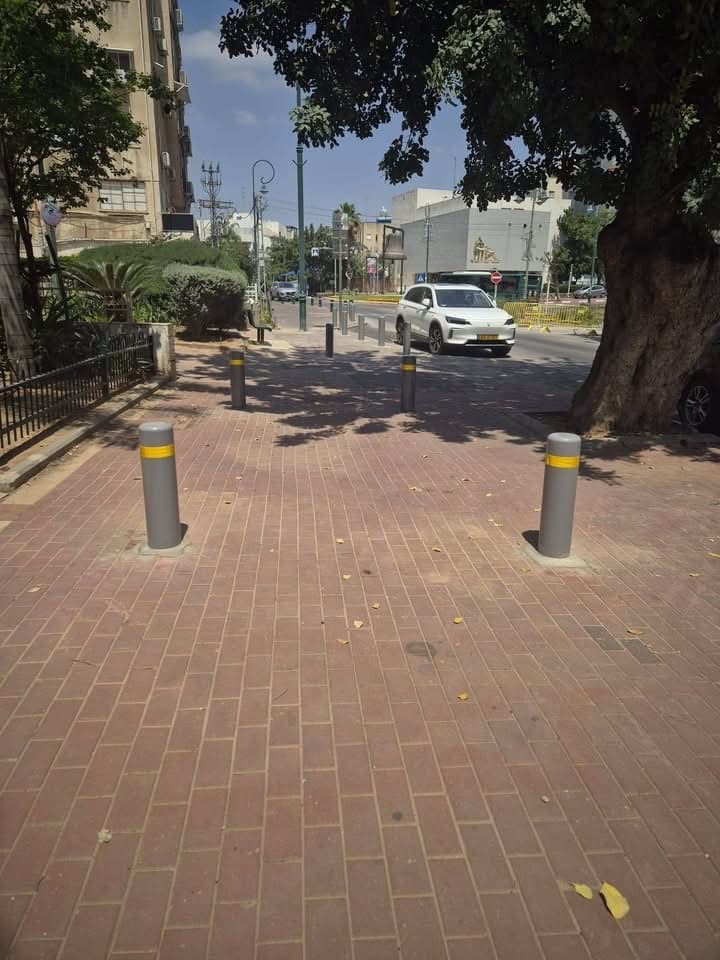 רחובות