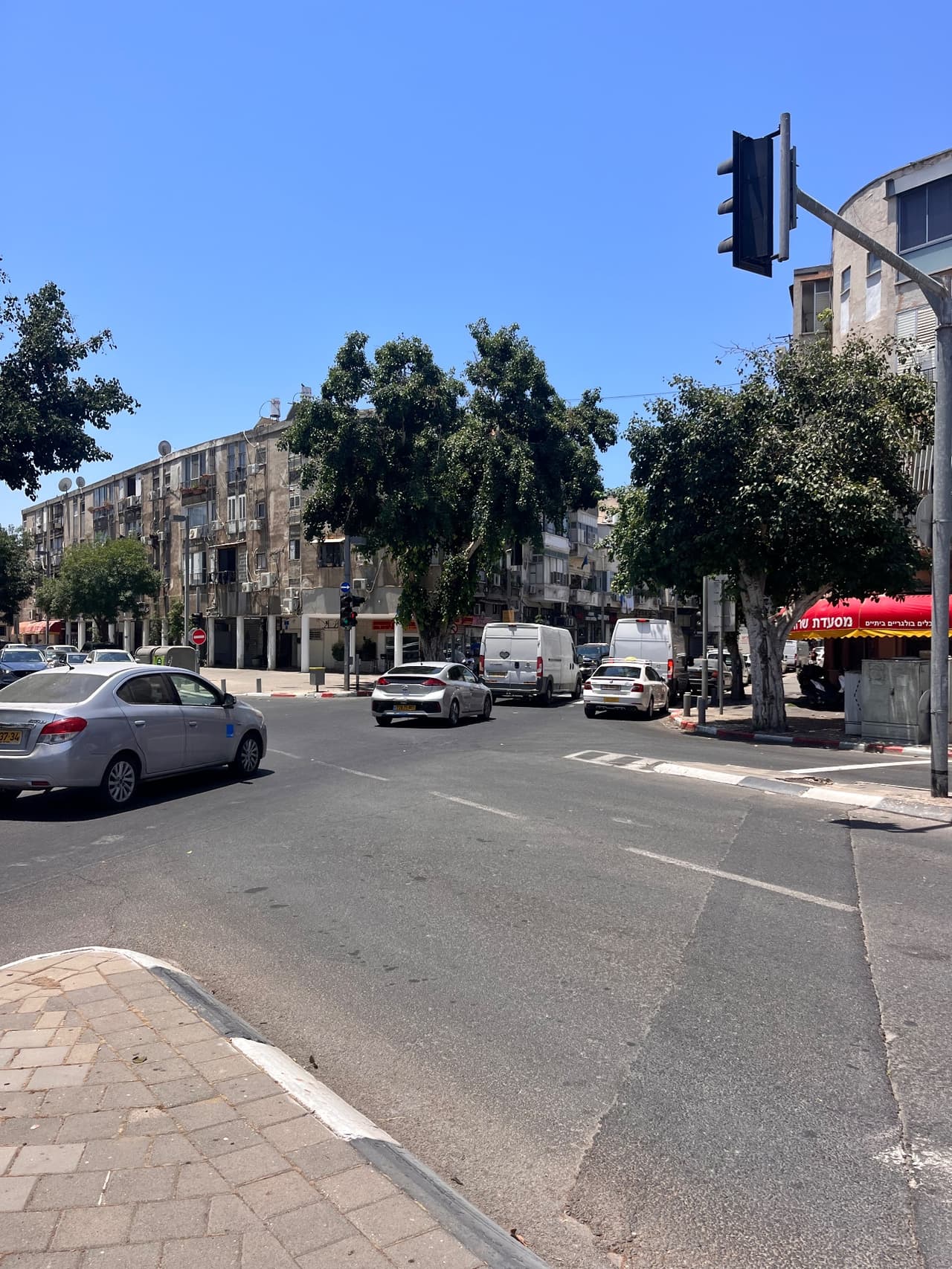 רמזור מעצבן